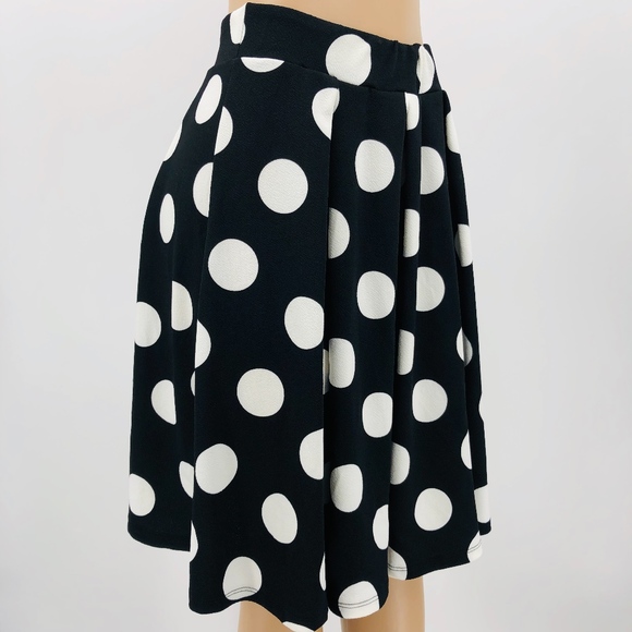 Polka Dot Pleated A Line Skirt - Picture 6 of 7